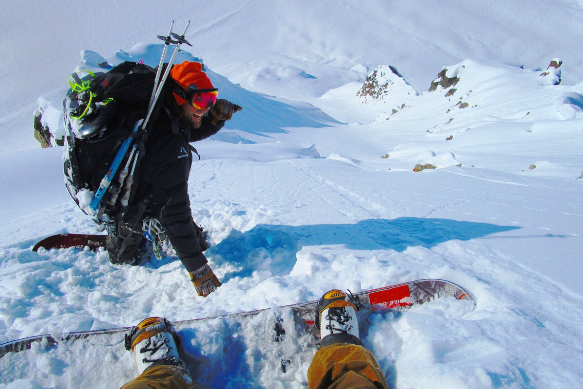 Skiing and splitboarding near Valdez, Alaska with our glacier ski camps.